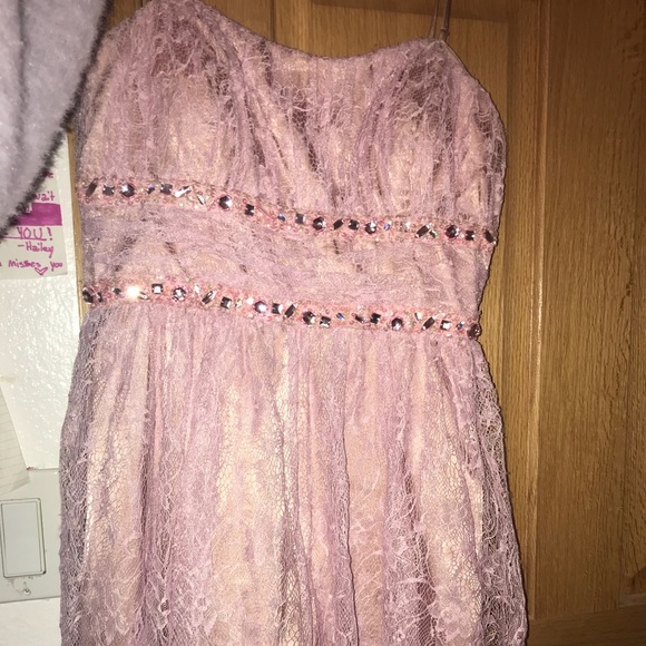 Pretty little pink dress! - Picture 2 of 5